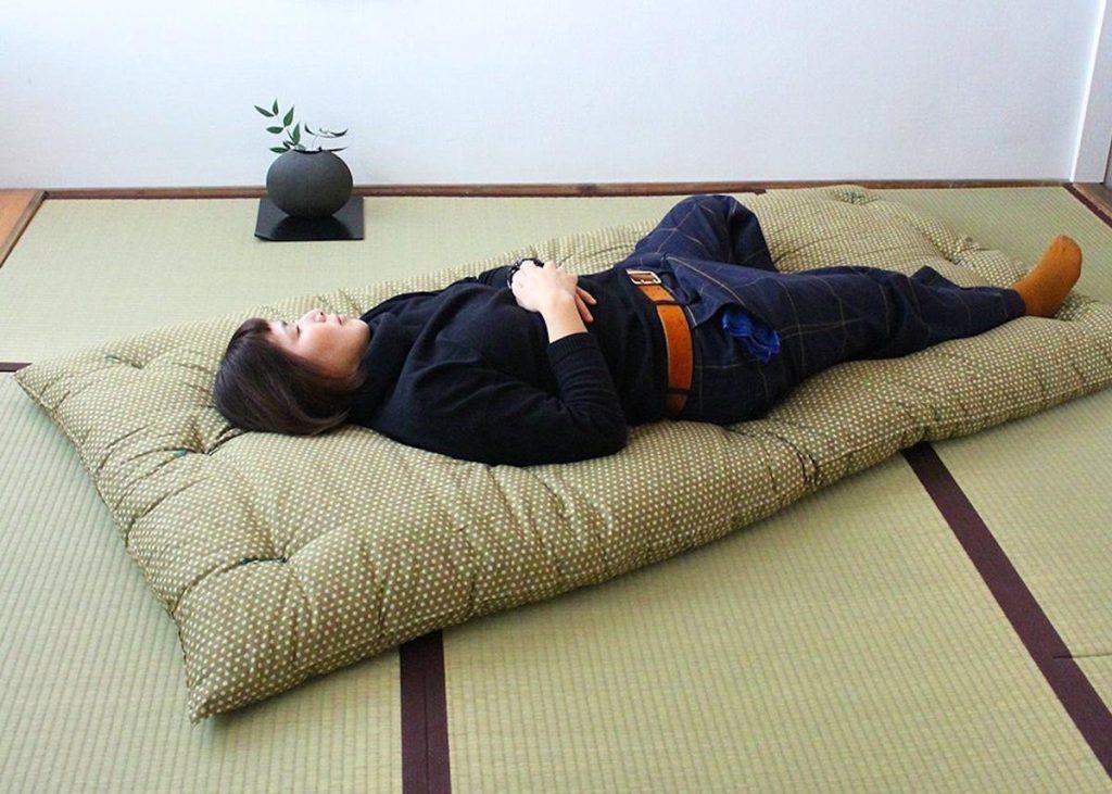 Things to consider when you sleep on a tatami bed frame
