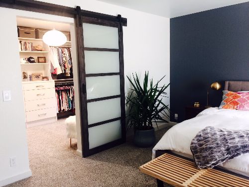 Bed in Closet Space: Transforming Closets into Bedrooms 